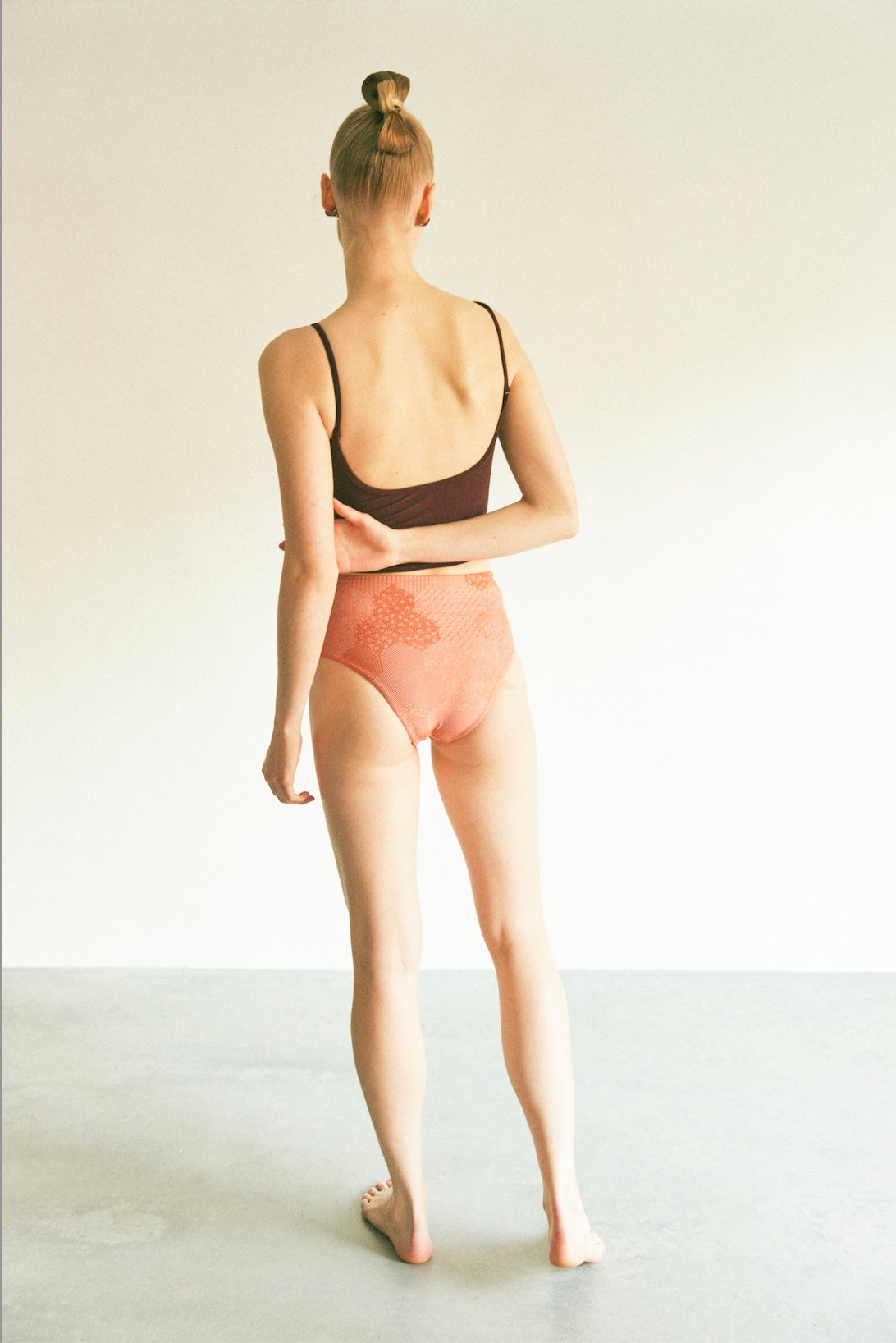 ♻Back Round Swim Tank 燕脂