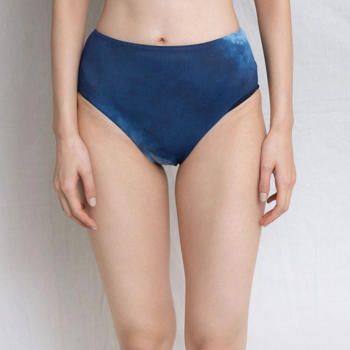♻Mid Waist Bikini Bottom 藍染