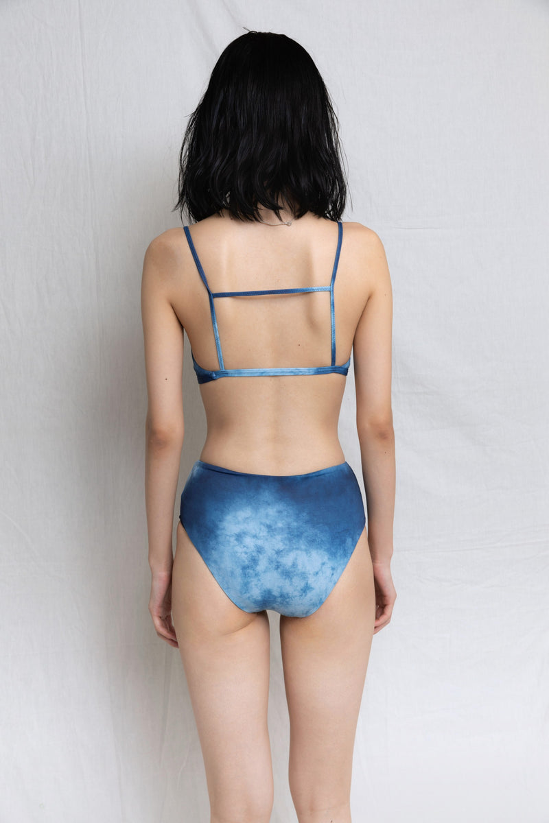 ♻Back Line Bikini Top 藍染 – eit swim〈イト スイム〉