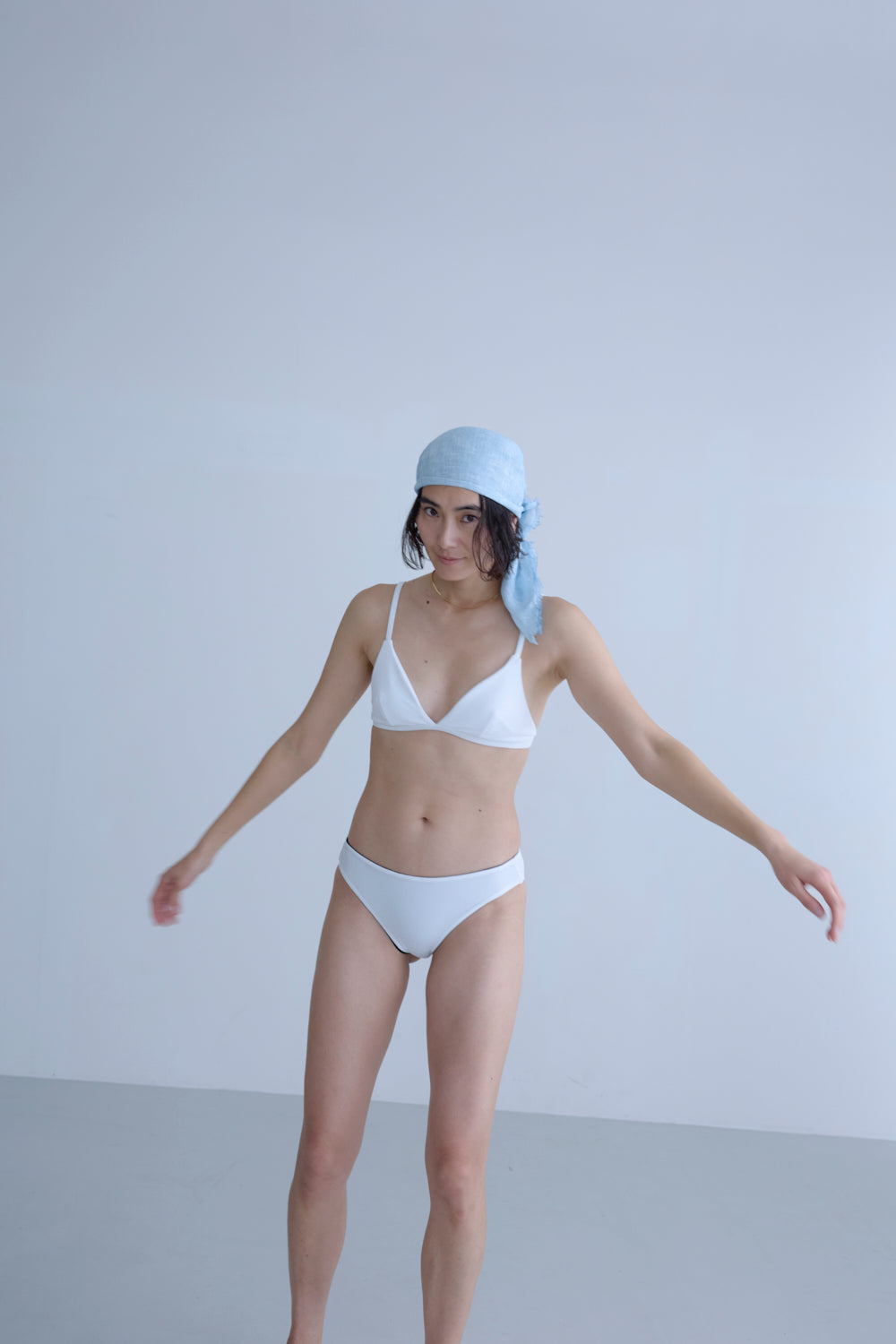 eit swim★Reversible Super High Bottom 新品 eit swim bottom ♻Reversible Mid Waist HIGH-CUT Bottom 黒 × 白