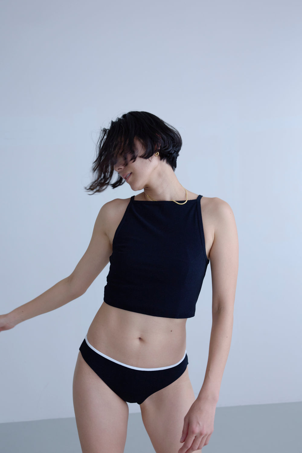 eit swim bottom ♻Reversible Mid Waist HIGH-CUT Bottom 黒 × 白